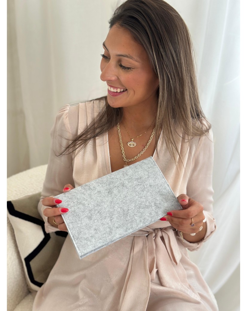 Pochette Feutrine gris clair – Personnalisable avec votre logo