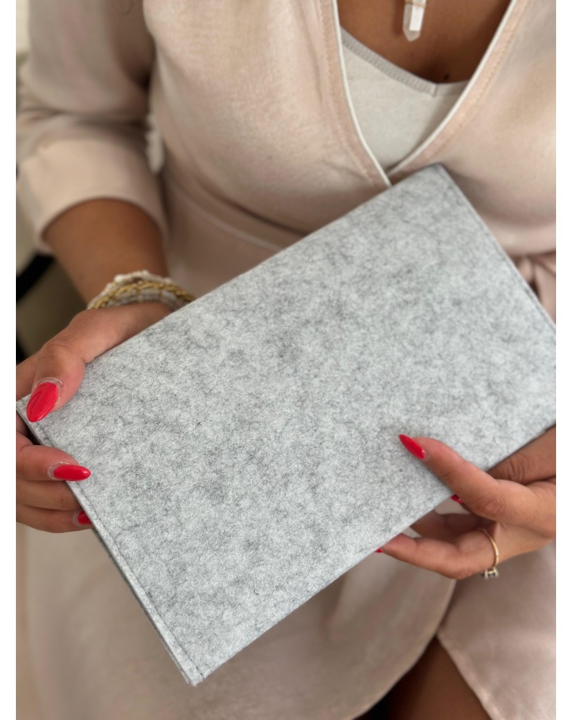 Pochette Feutrine gris clair – Personnalisable avec votre logo