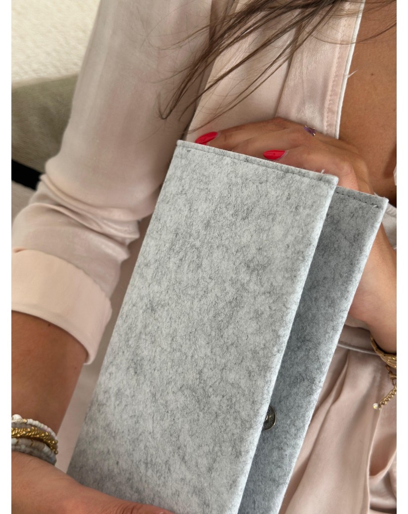 GRENOBLE POUCH - LIGHT GREY (25 x 15 cm)