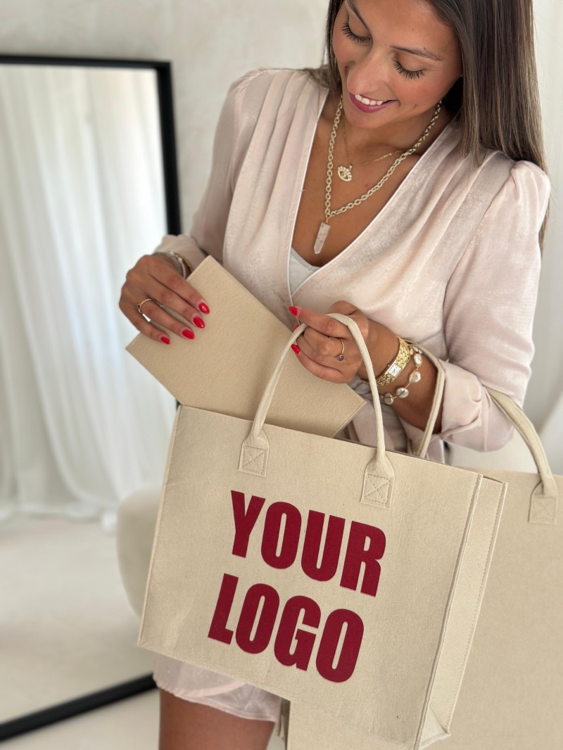 Pochette Feutrine Beige – Personnalisable avec votre logo