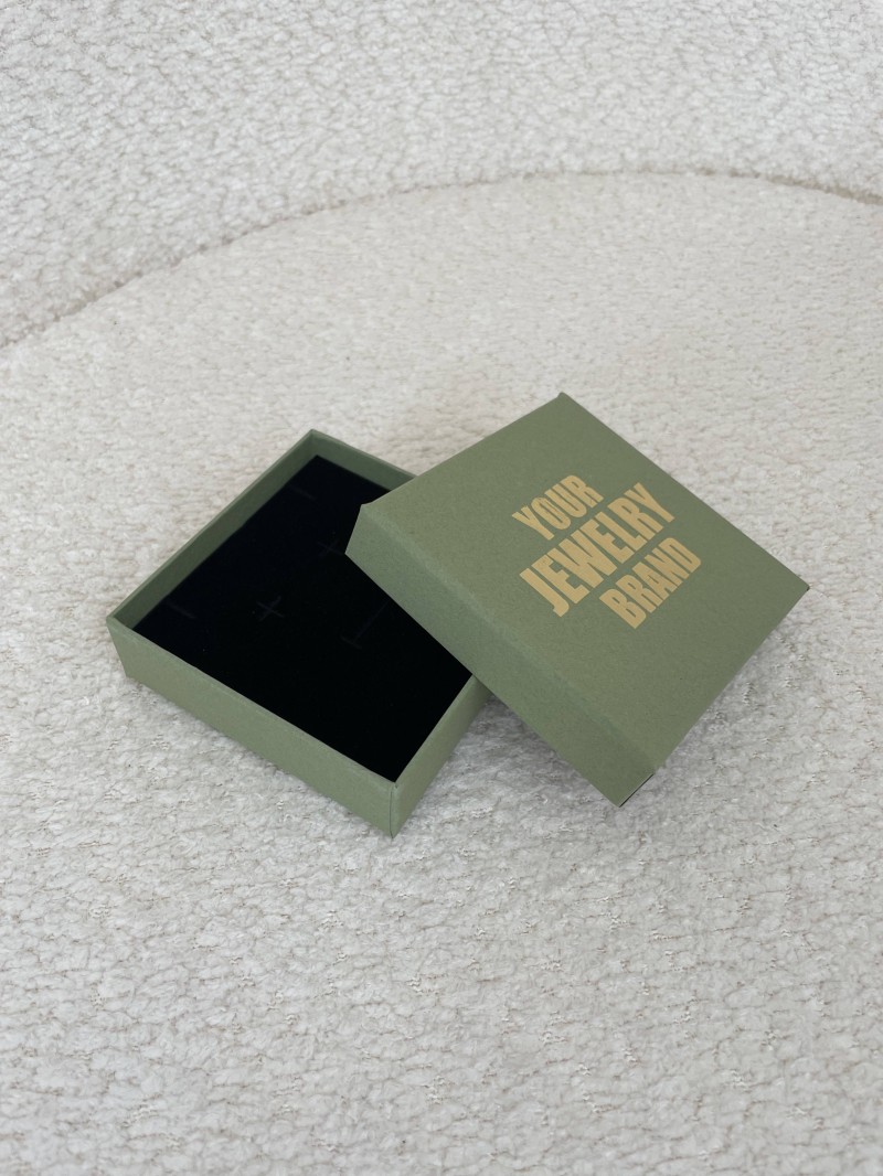 Custom black jewelry box, sell your jewelry in style!