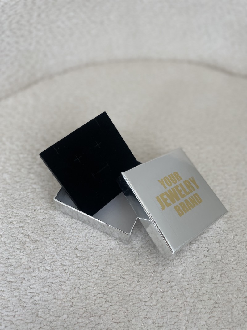 Joyero negro personalizado, ¡venda sus joyas con estilo!