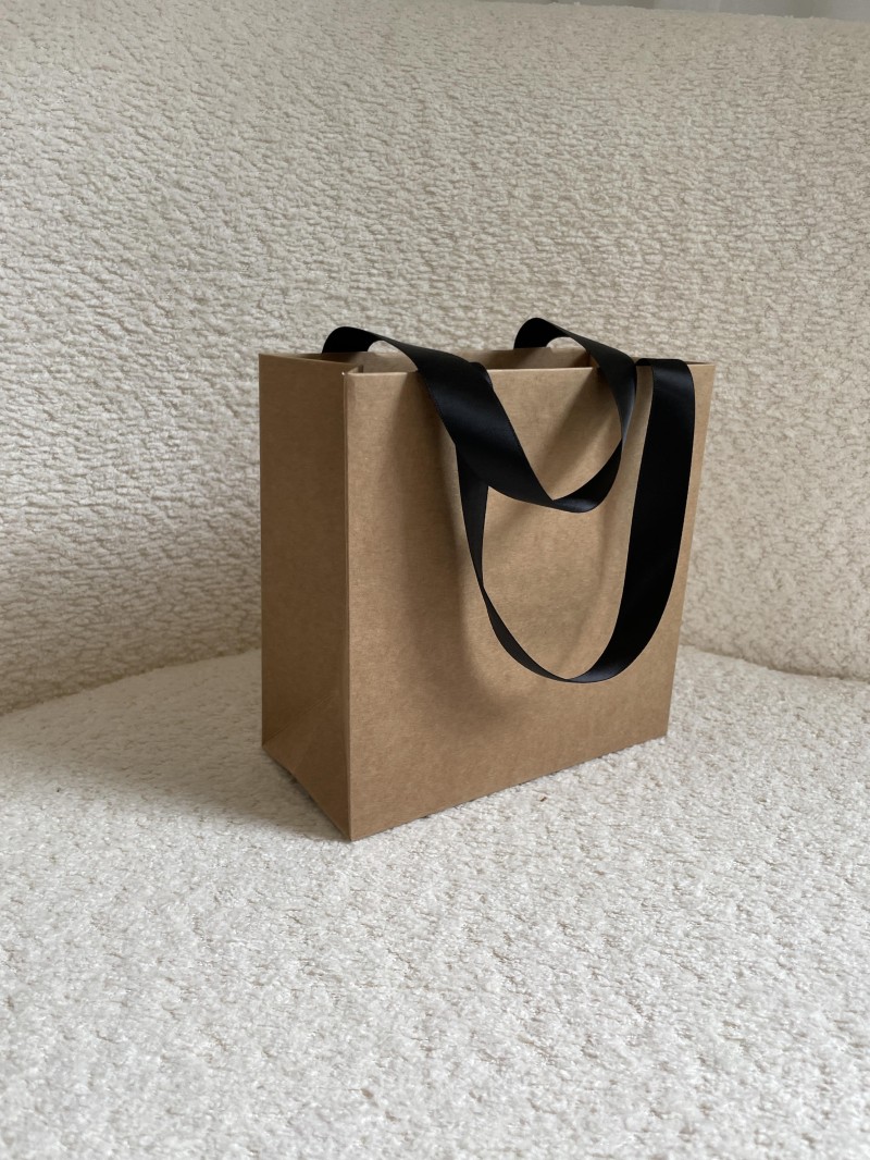 Sac papier Luxe kraft - poignées noires - XS (16x8x16cm)