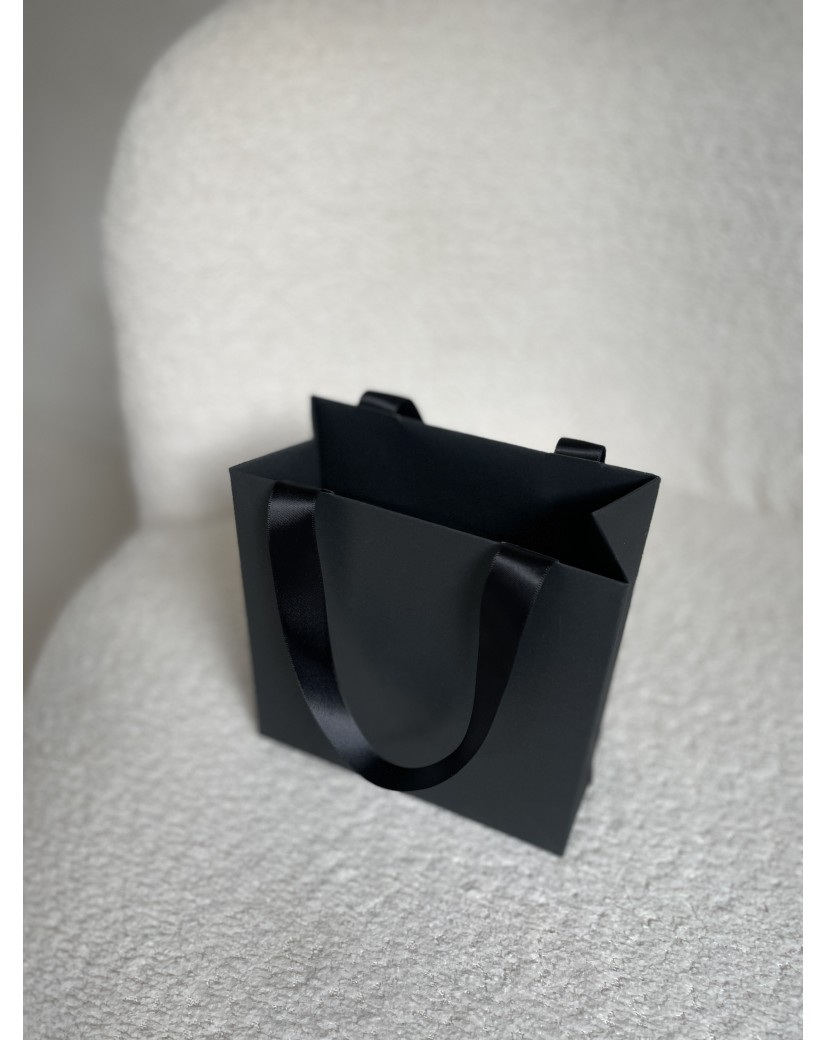 Sac papier Luxe Noir - poignées noires - XS (16x8x16cm)