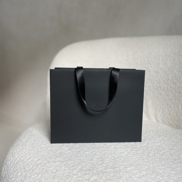Sac papier Luxe Noir - poignées noires - S (25x10x20cm)