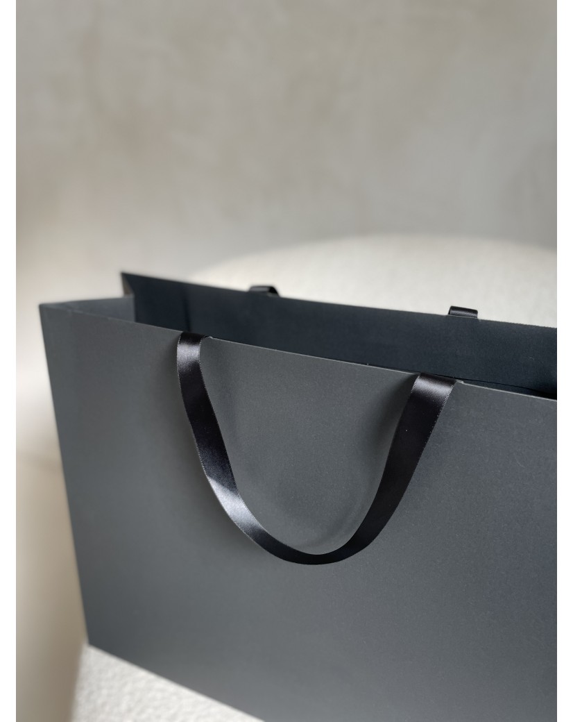 Sac papier Luxe Noir - poignées noires - L (45x14x35cm)