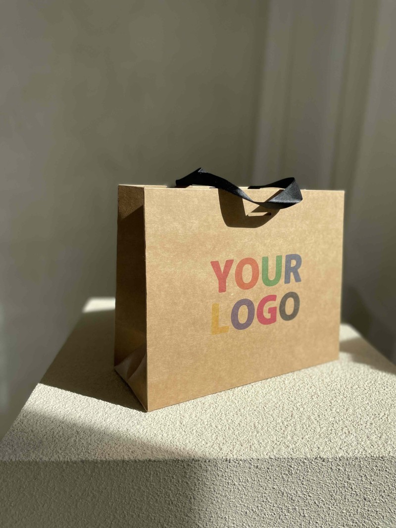 Kraft Luxury Paper Bag – black handles – S (25 x 10 x 20 cm)
