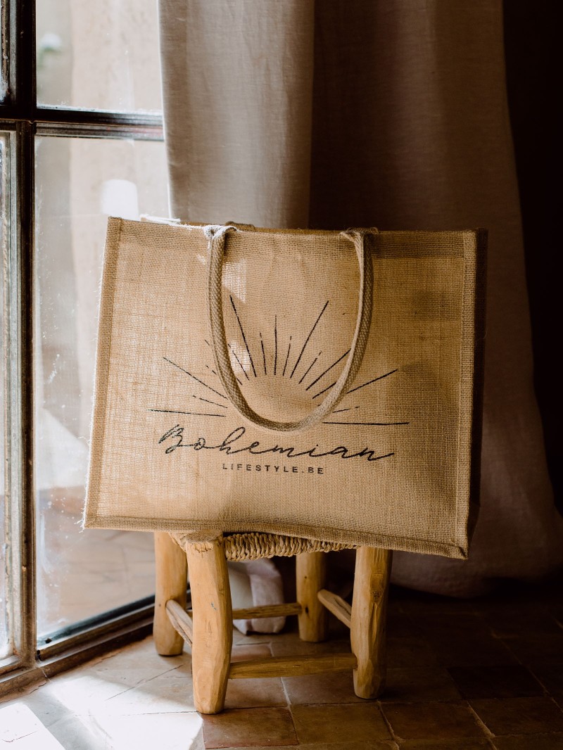 Customized burlap bag with your design imprint - Order now.