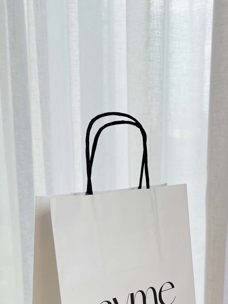 Black Twisted Handle Bags – White – S (18x8x22.5 cm)