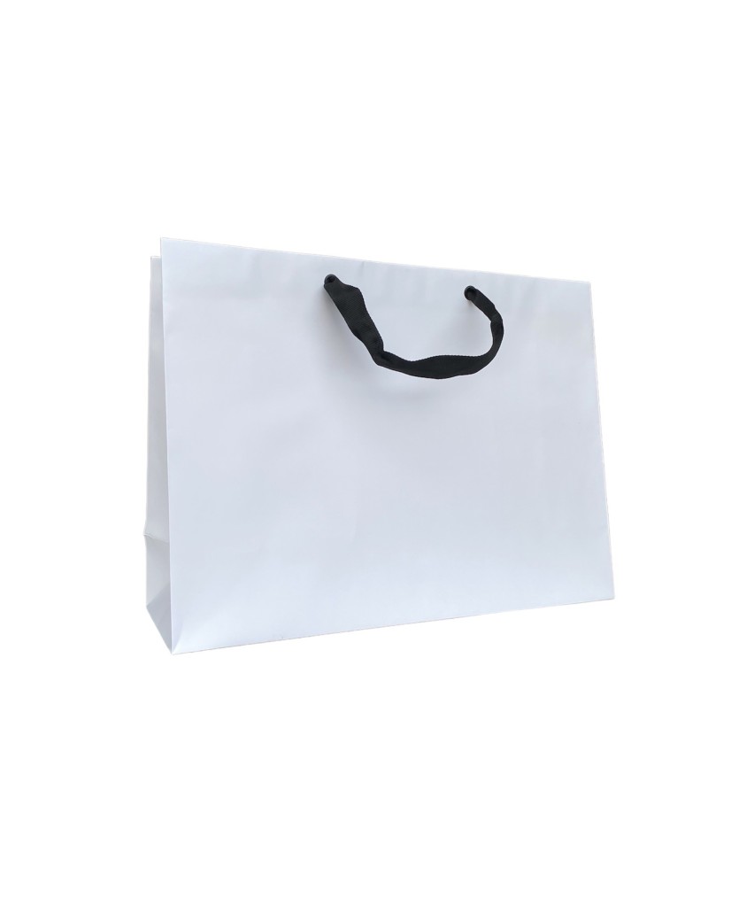 Weiße Papiertragetasche mit schwarzen Satinhenkeln