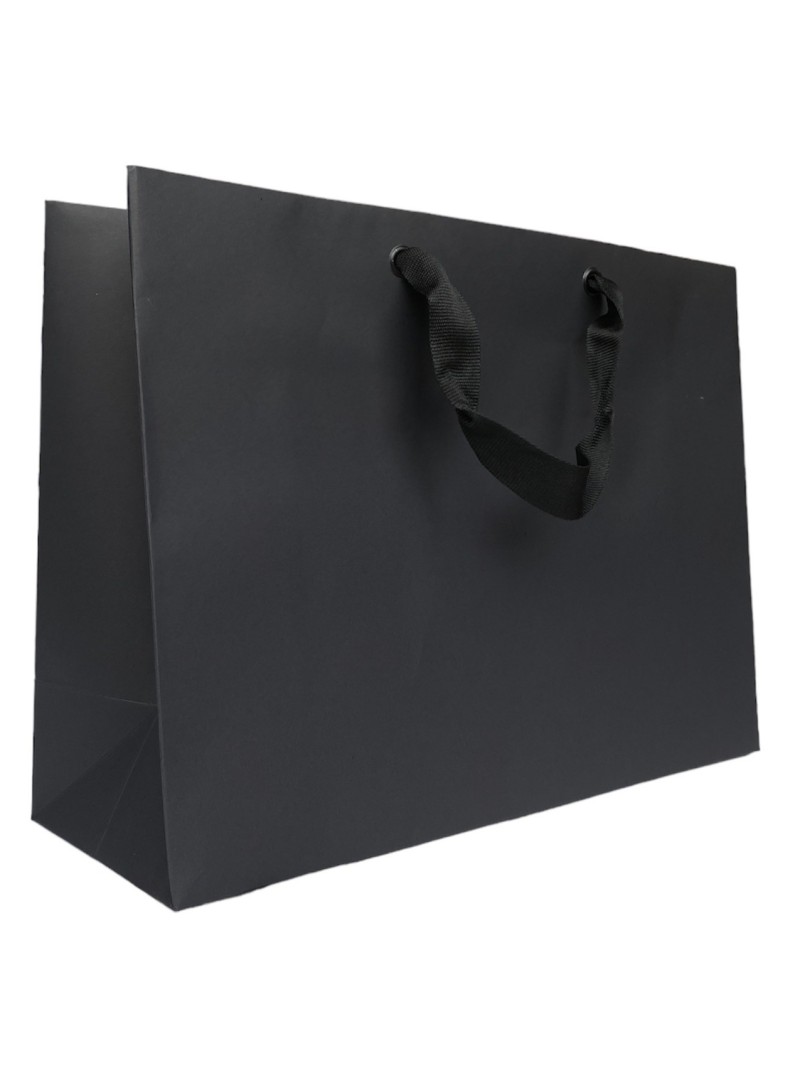 Schwarze Papiertragetasche mit schwarzen Satinbändern