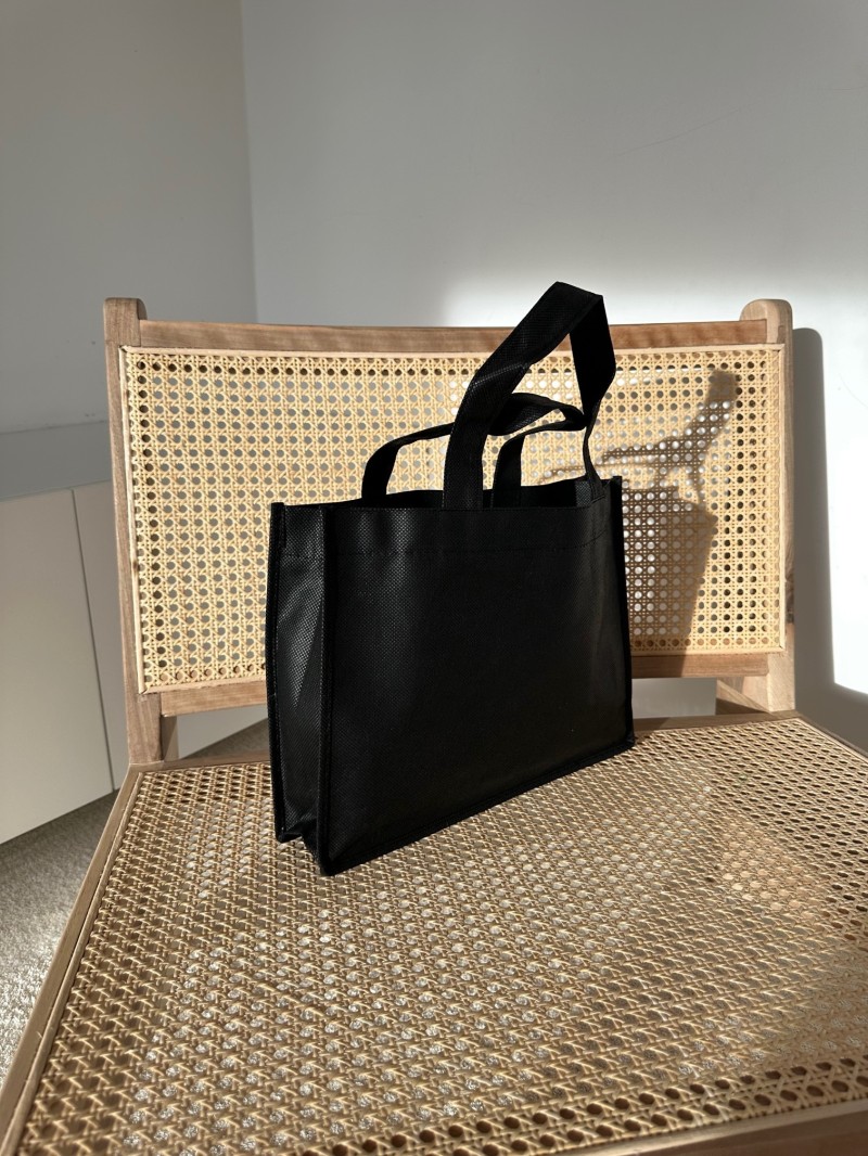 High-quality personalized reusable bags, inexpensive, fast