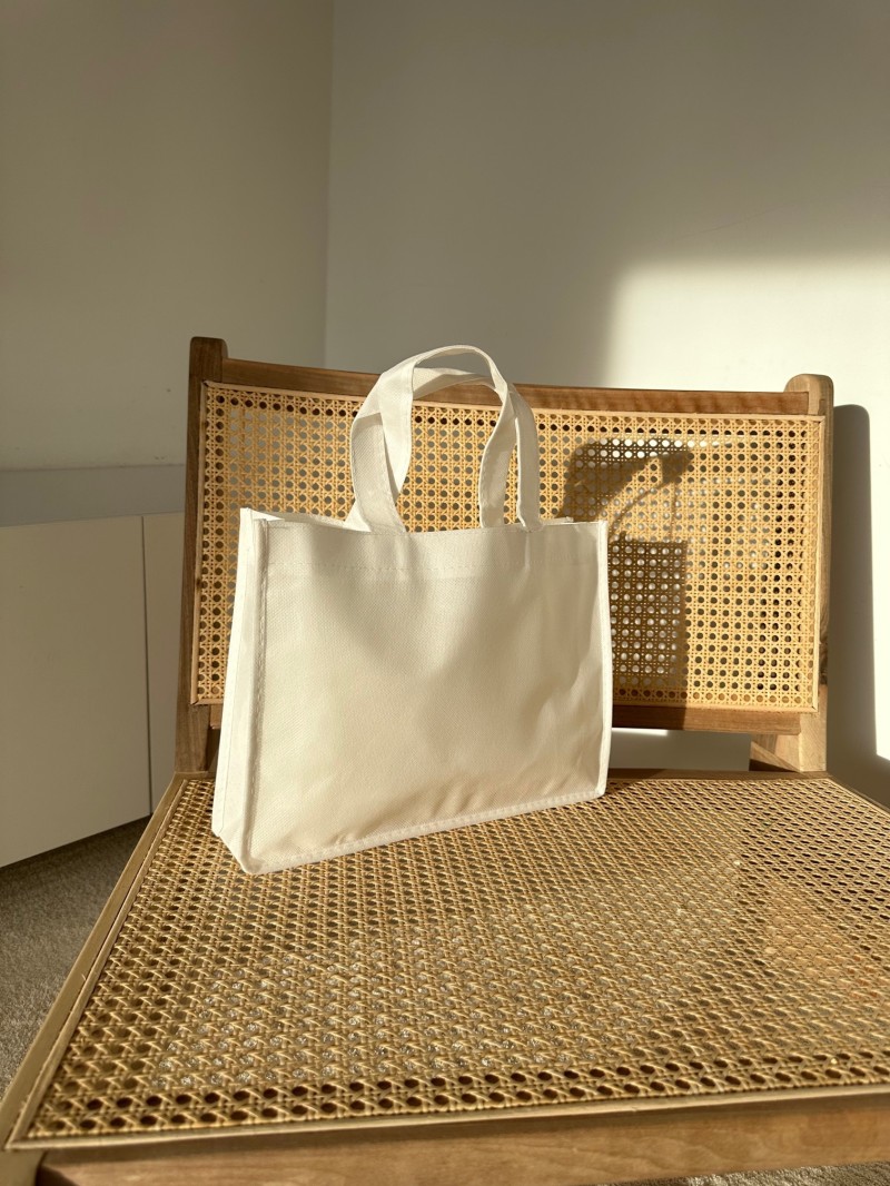 High-quality personalized reusable bags, inexpensive, fast