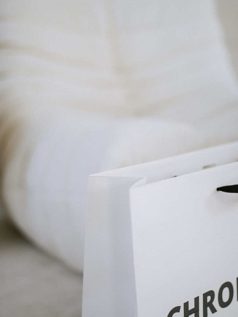 Luxe papieren tas - Handvat Zwart Lint - Wit L