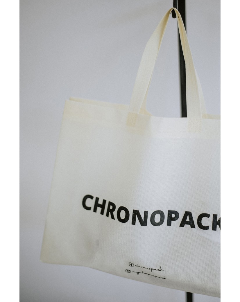 Low-cost, eco-friendly personalized beige fabric bag