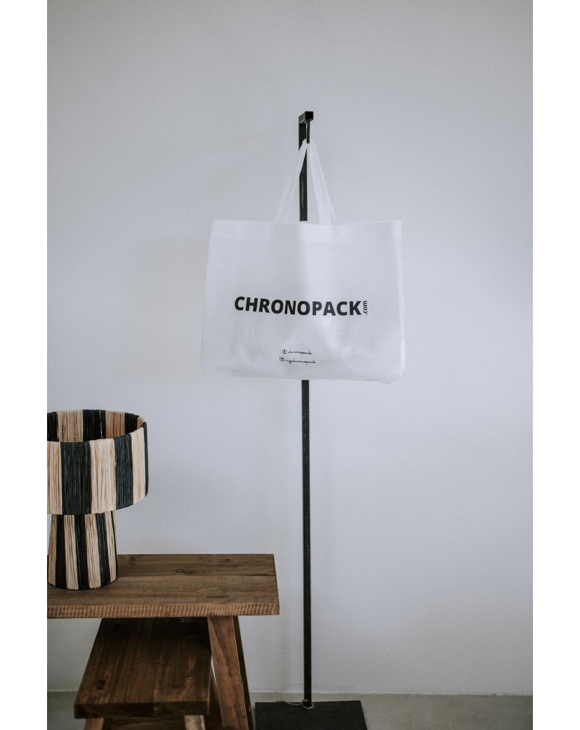 Low-cost, eco-friendly personalized white fabric bag