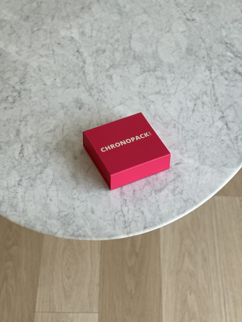 Magnetic box - Your logo hot stamped - XS