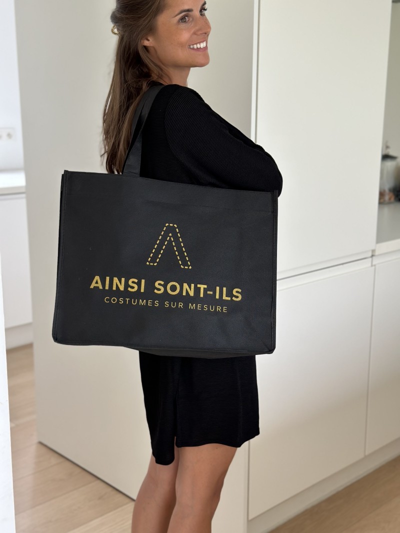 High-quality personalized reusable bags, inexpensive, fast