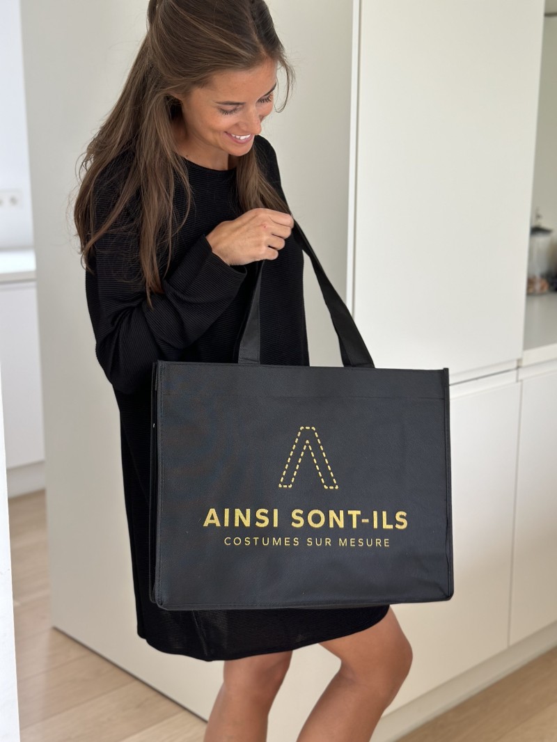 High-quality personalized reusable bags, inexpensive, fast