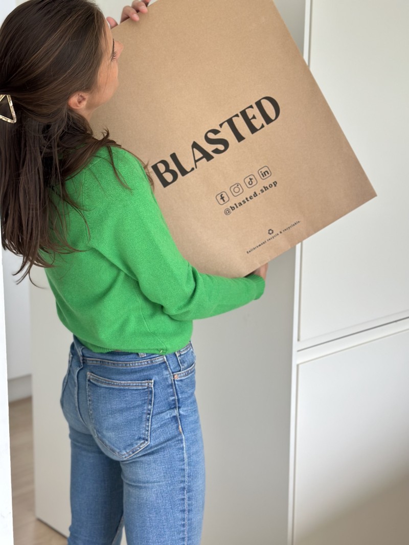 ONSCHEURBARE MAILERBAG - KRAFT L (45X8X55CM)