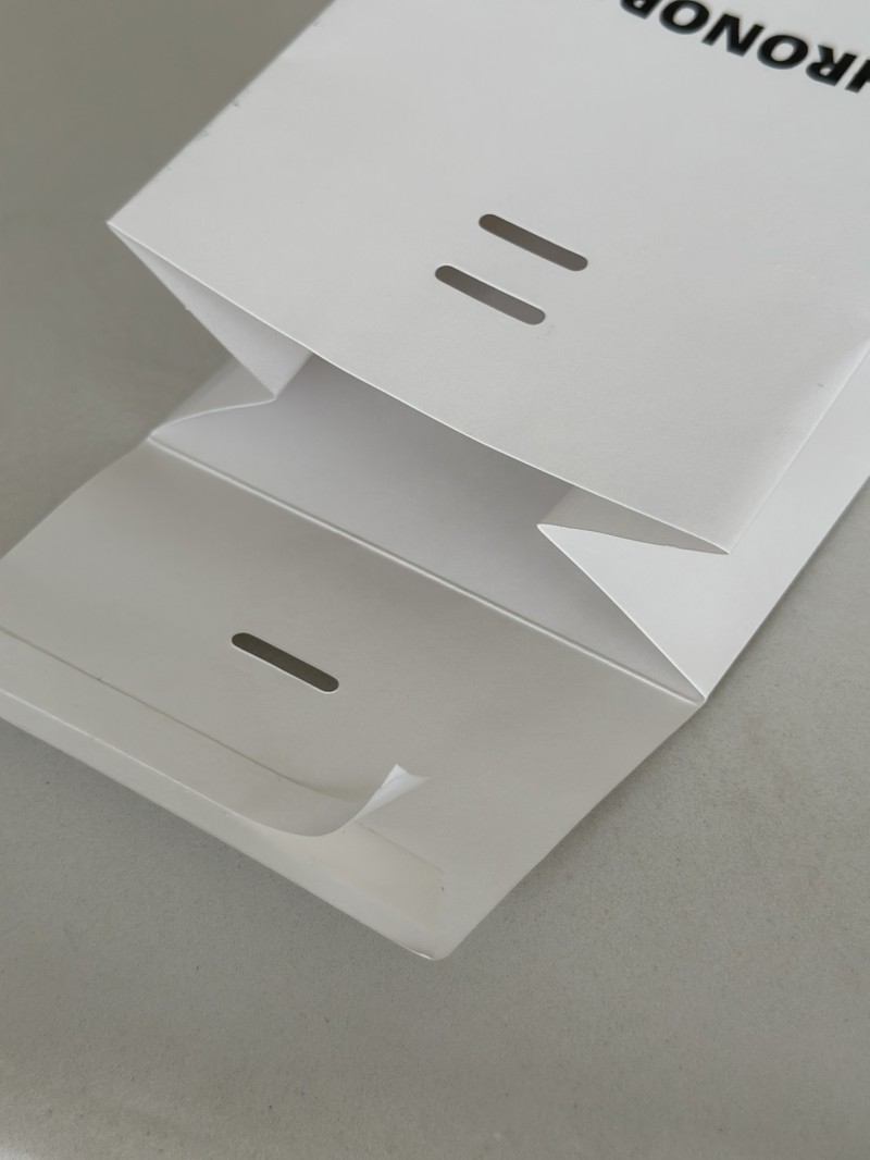 PRESTIGE-TASCHE – WEIß S (12x8x20cm)