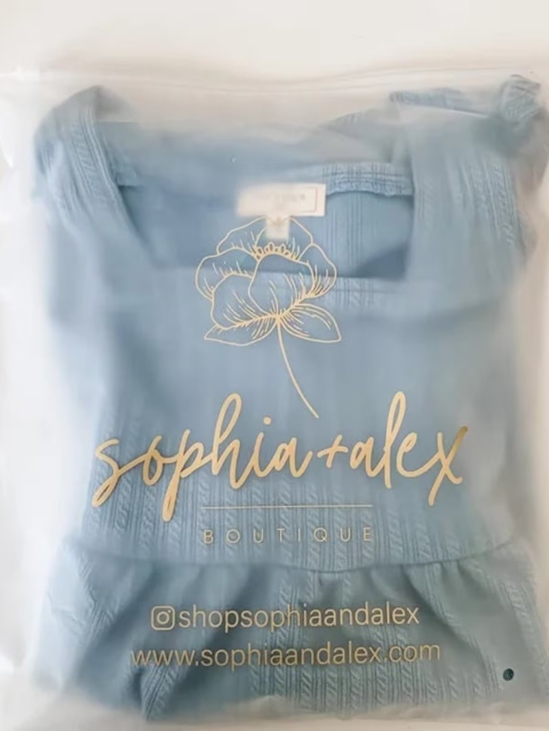 Ziplock Bags for Clothing (T-shirts)