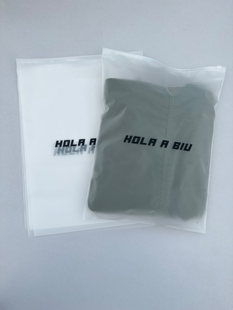 Ziplock Bags for Clothing (hoodies)