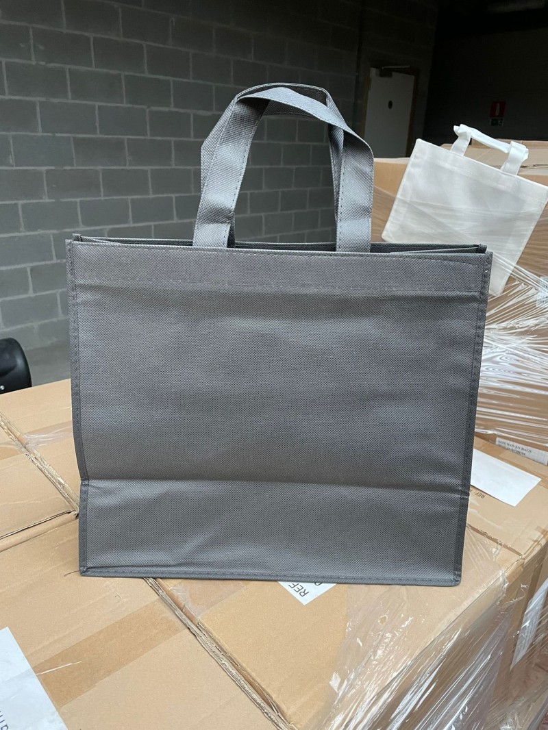 High-quality personalized reusable bags, inexpensive, fast