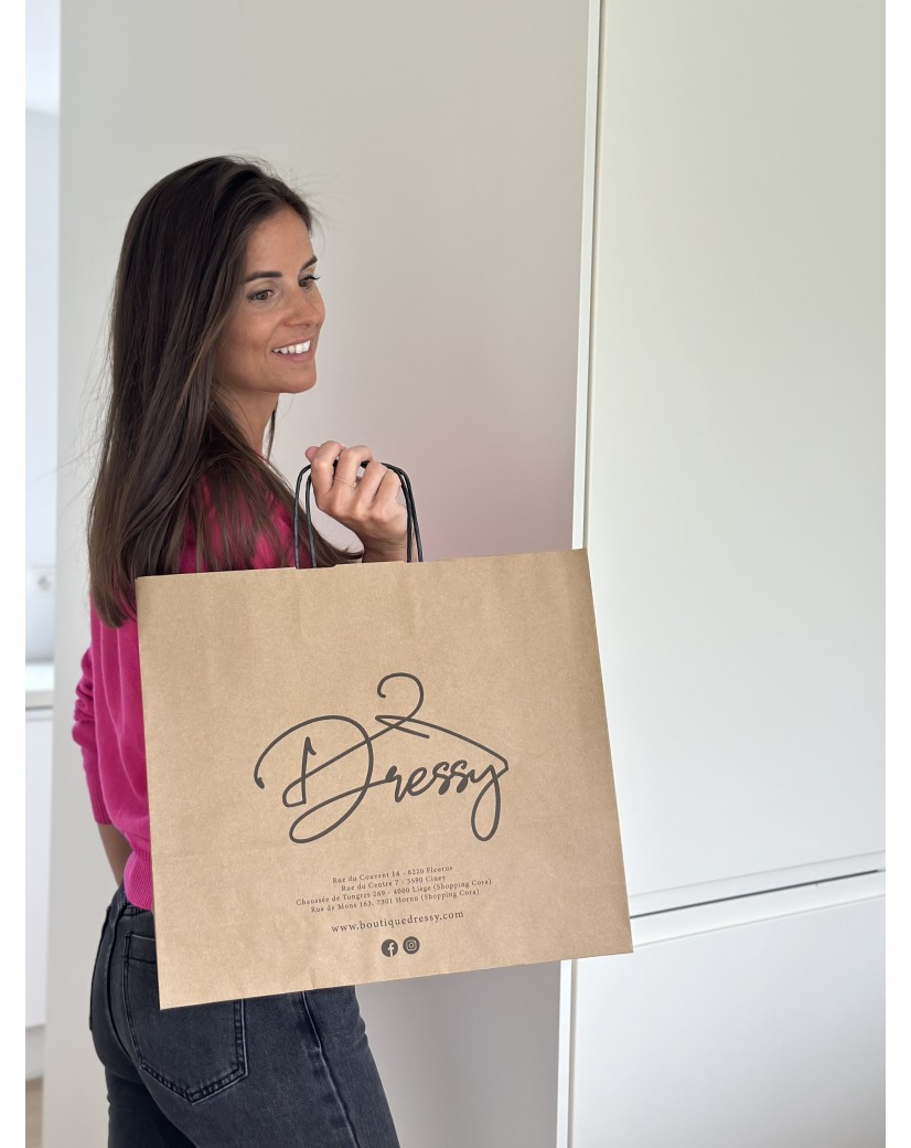 Kraft bag L Black Handles – Your Logo Will Fit Right In