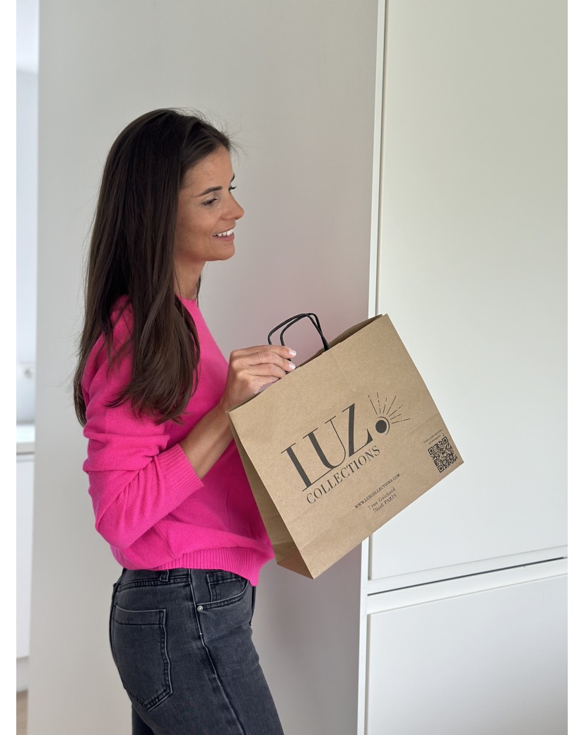 Kraft Bag M Horizontal Black Handles – Clean & Customizable