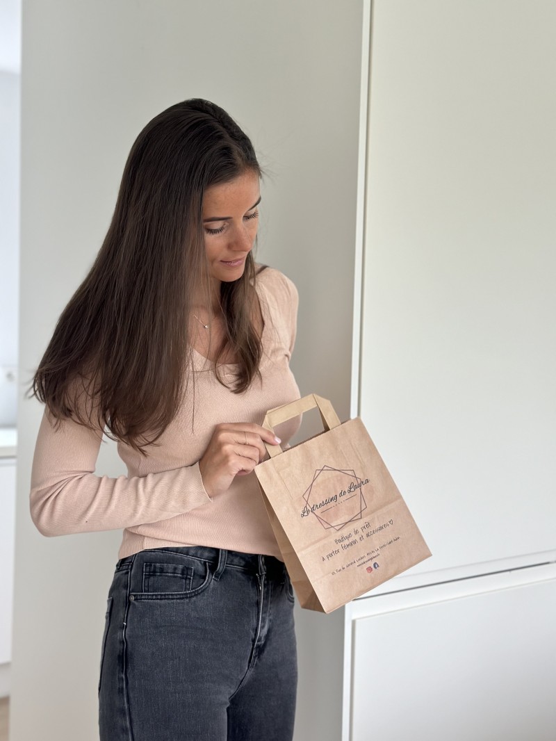 Kraft bag S flat handles – Small, smart & customizable