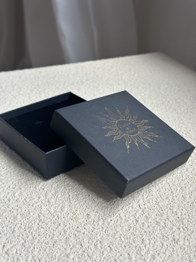 Ecrin à bijoux noir personnalisé, vendez vos bijoux en style!