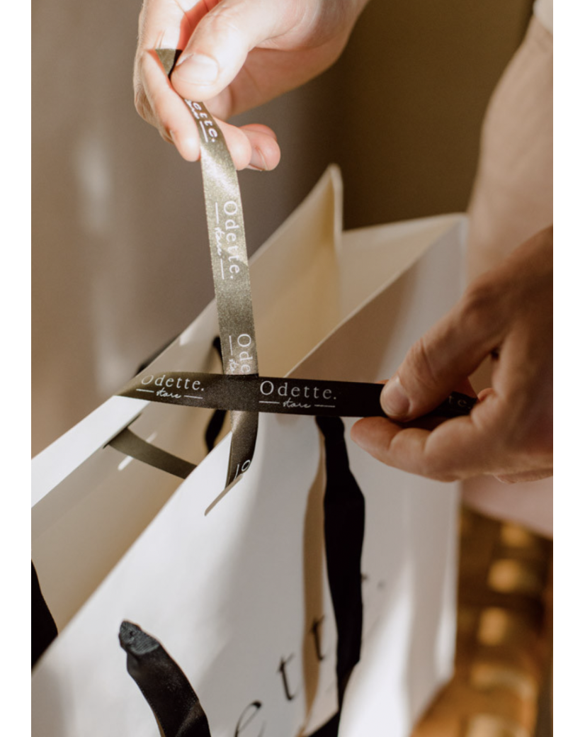 Luxe papieren tas - Handvat Zwart Lint - Wit M