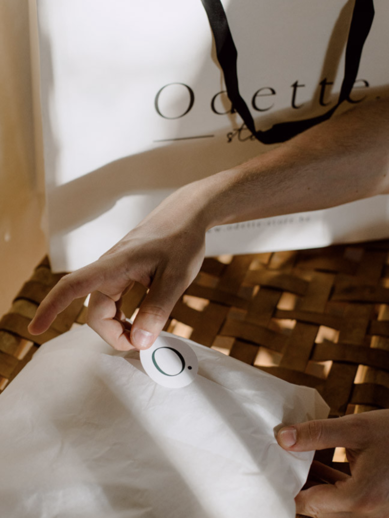 Luxe papieren tas - Handvat Zwart Lint - Wit M